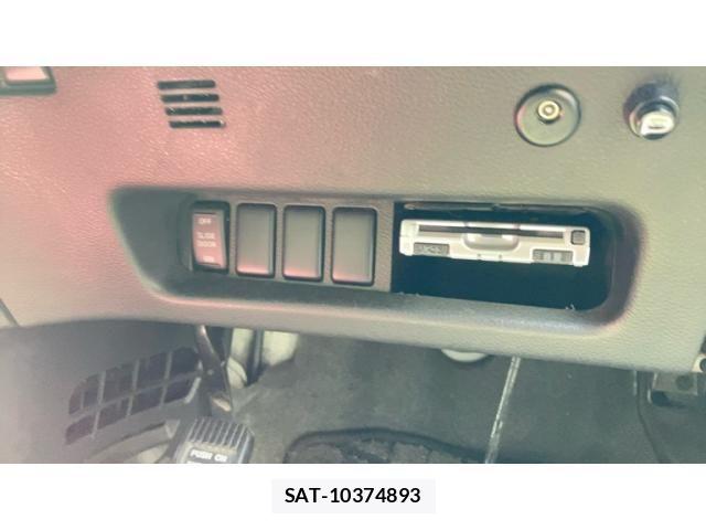 Nissan ELGRAND 2005-03 8658953-16