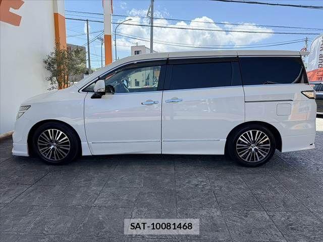 Nissan ELGRAND 2015-08 8658948-10