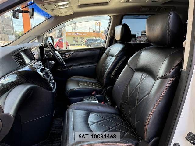 Nissan ELGRAND 2015-08 8658948-16