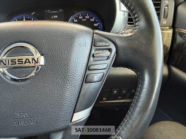 Nissan ELGRAND 2015-08 8658948-27