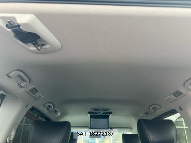 Nissan ELGRAND 2010-10 8658956-14