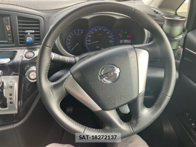 Nissan ELGRAND 2010-10 8658956-15