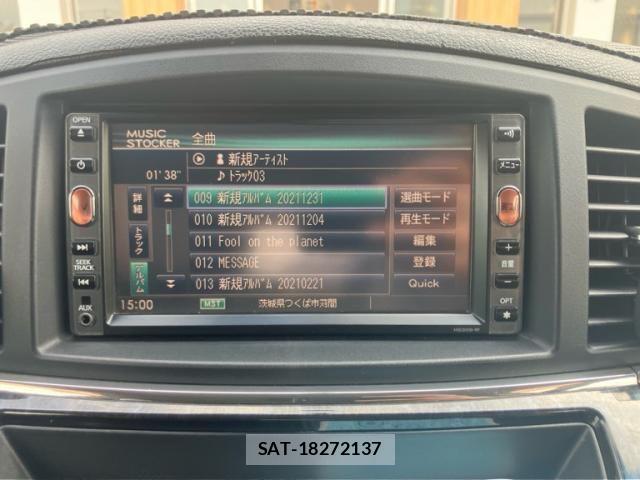 Nissan ELGRAND 2010-10 8658956-18