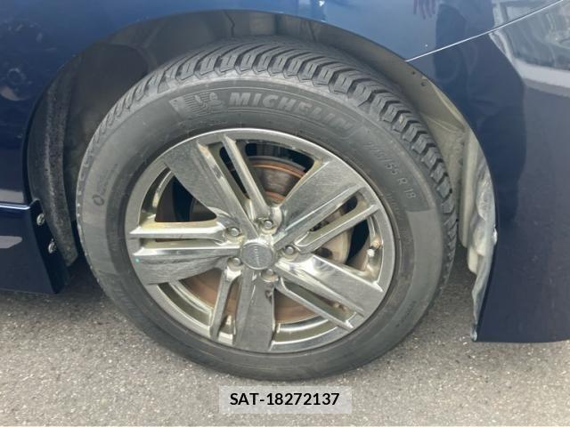 Nissan ELGRAND 2010-10 8658956-4