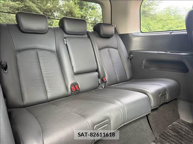 Nissan ELGRAND 2014-05 8666098-11