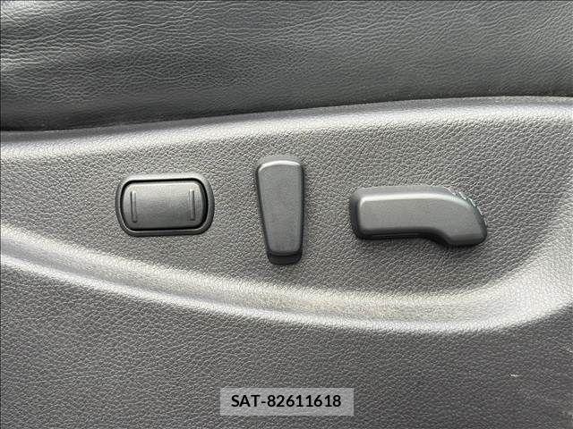Nissan ELGRAND 2014-05 8666098-16