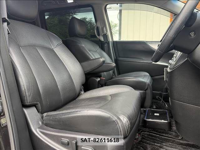 Nissan ELGRAND 2014-05 8666098-8