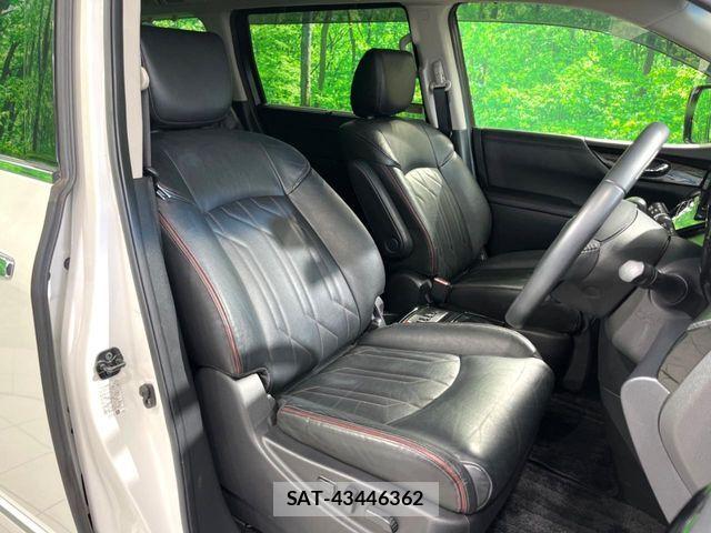 Nissan ELGRAND 2021-11 8666096-9