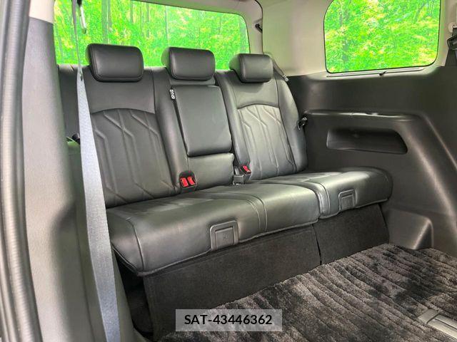 Nissan ELGRAND 2021-11 8666096-11