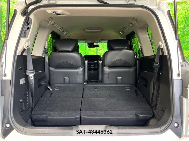 Nissan ELGRAND 2021-11 8666096-12