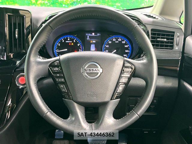 Nissan ELGRAND 2021-11 8666096-13