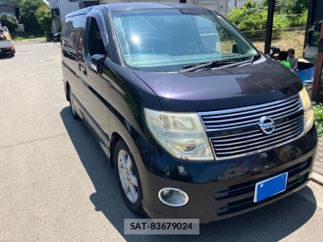 Nissan ELGRAND 2007-11 8658952-0