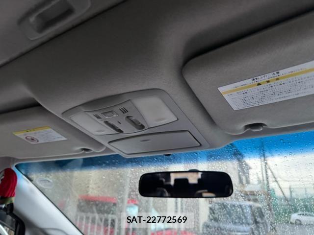 Nissan ELGRAND 2013-10 8666101-14