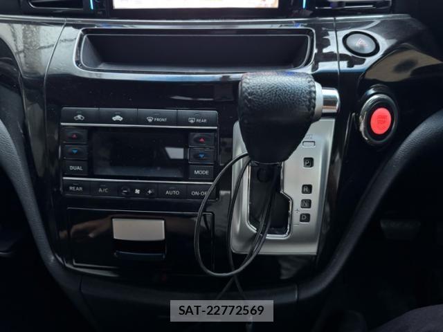 Nissan ELGRAND 2013-10 8666101-15