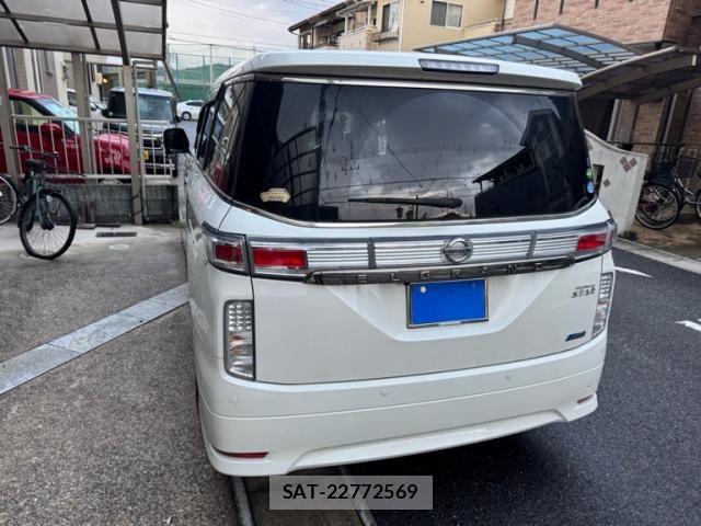 Nissan ELGRAND 2013-10 8666101-2
