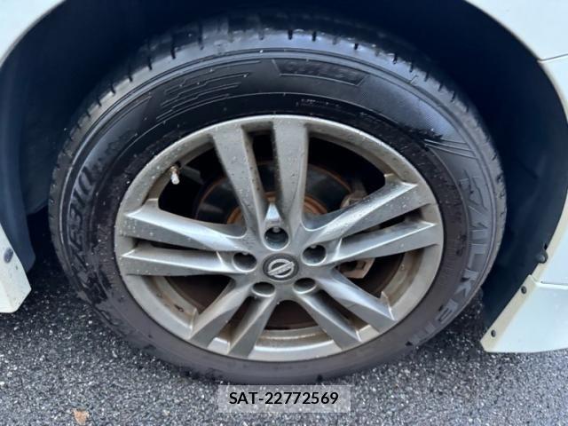 Nissan ELGRAND 2013-10 8666101-3