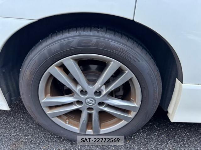 Nissan ELGRAND 2013-10 8666101-4