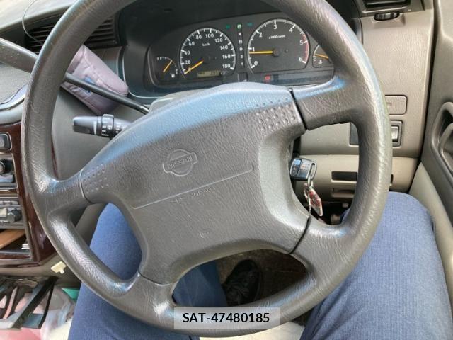Nissan ELGRAND 1997-09 8658949-12