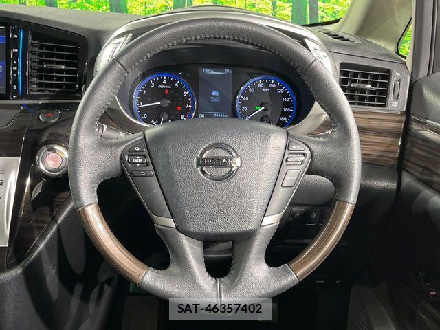 Nissan ELGRAND 2017-03 8658946-10