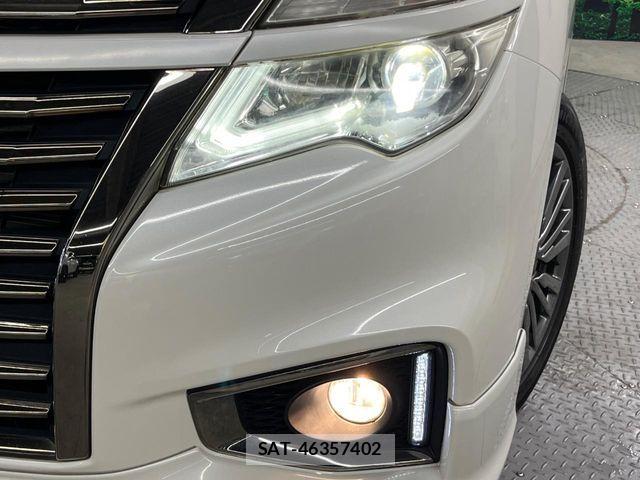 Nissan ELGRAND 2017-03 8658946-11
