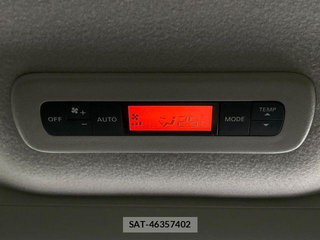 Nissan ELGRAND 2017-03 8658946-6