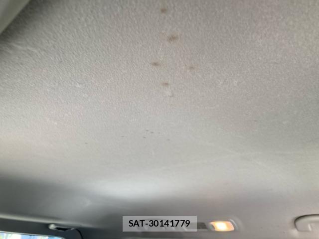 Nissan ELGRAND 2011-09 8658955-28