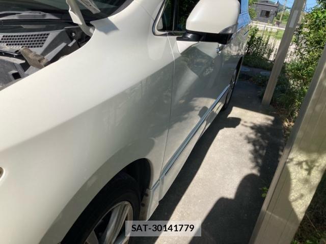Nissan ELGRAND 2011-09 8658955-2