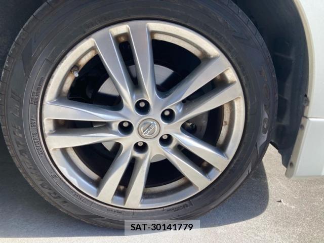 Nissan ELGRAND 2011-09 8658955-4