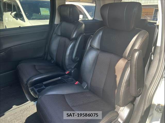 Nissan ELGRAND 2014-01 8658950-15