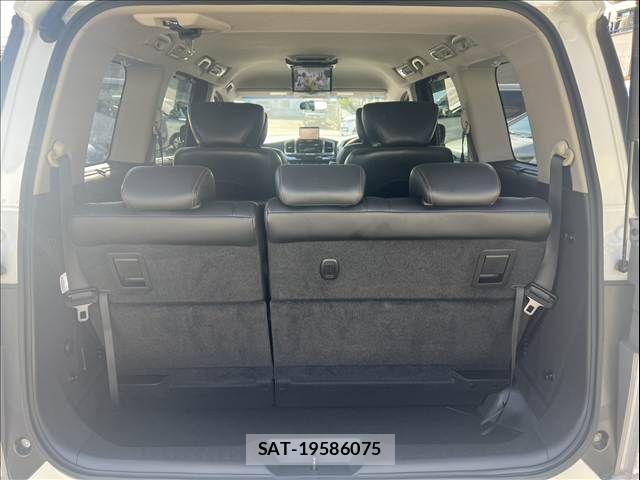 Nissan ELGRAND 2014-01 8658950-17