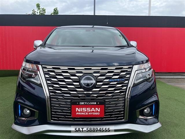 Nissan ELGRAND 2024-09 8658942-13