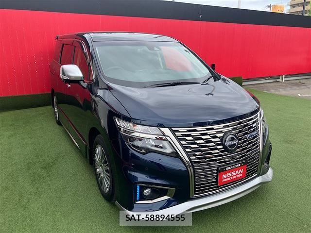 Nissan ELGRAND 2024-09 8658942-18