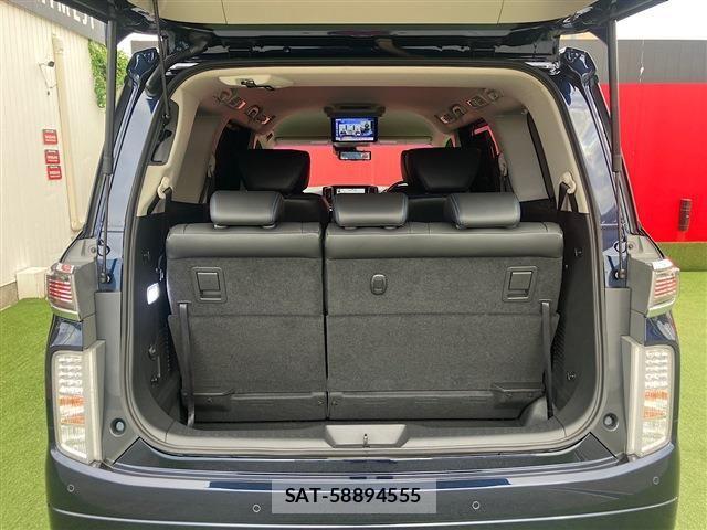 Nissan ELGRAND 2024-09 8658942-25