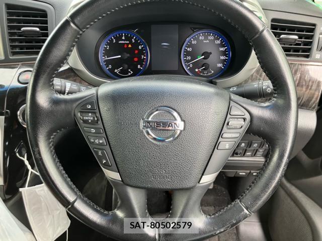 Nissan ELGRAND 2014-03 8658951-18