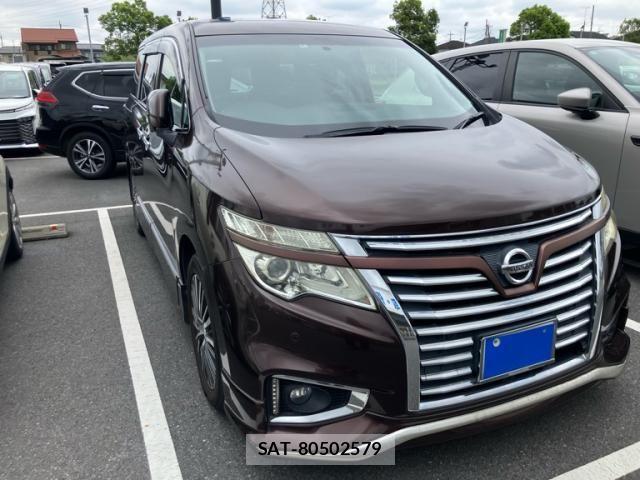 Nissan ELGRAND 2014-03 8658951-1