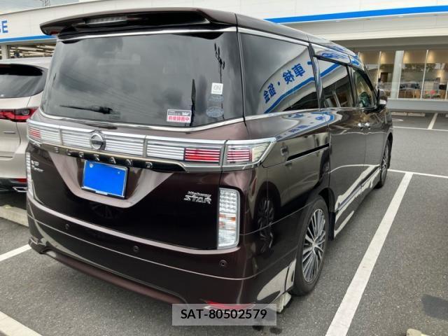 Nissan ELGRAND 2014-03 8658951-2