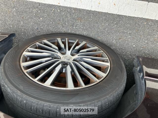 Nissan ELGRAND 2014-03 8658951-5