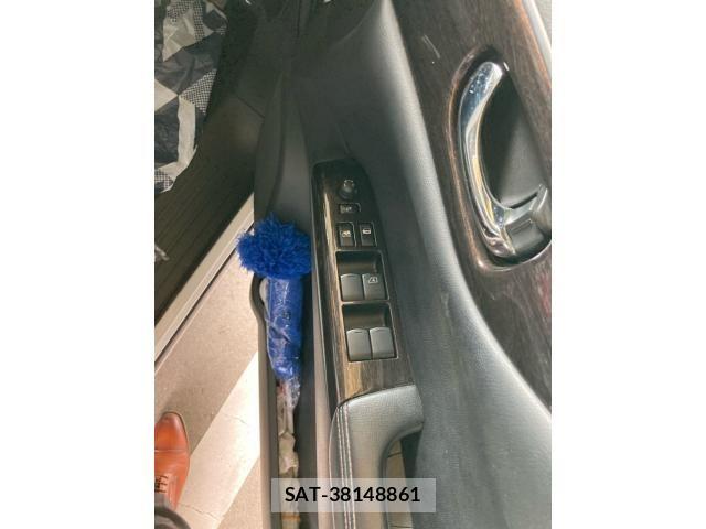 Nissan ELGRAND 2012-05 8666100-23