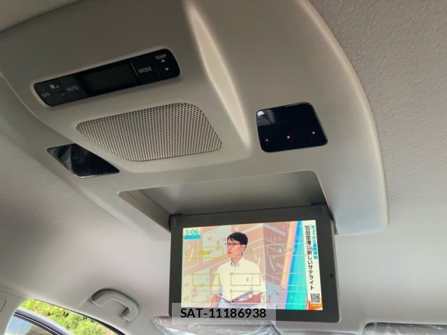 Nissan ELGRAND 2010-08 8685501-14