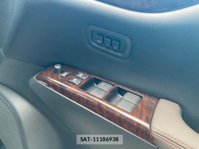 Nissan ELGRAND 2010-08 8685501-16