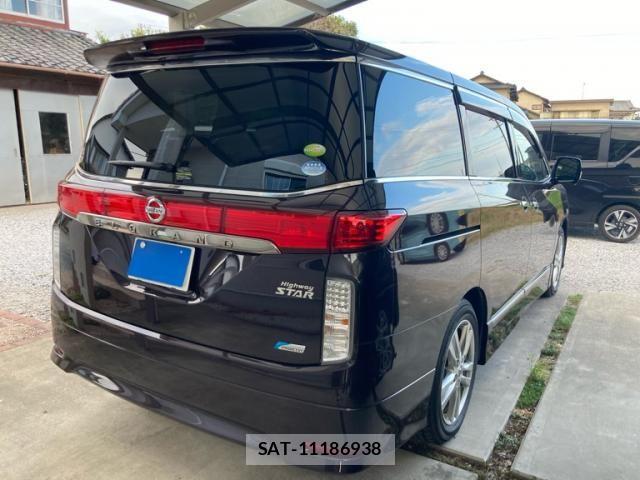 Nissan ELGRAND 2010-08 8685501-3