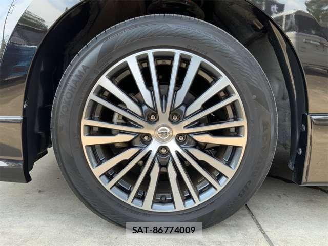 Nissan ELGRAND 2019-09 8685502-18