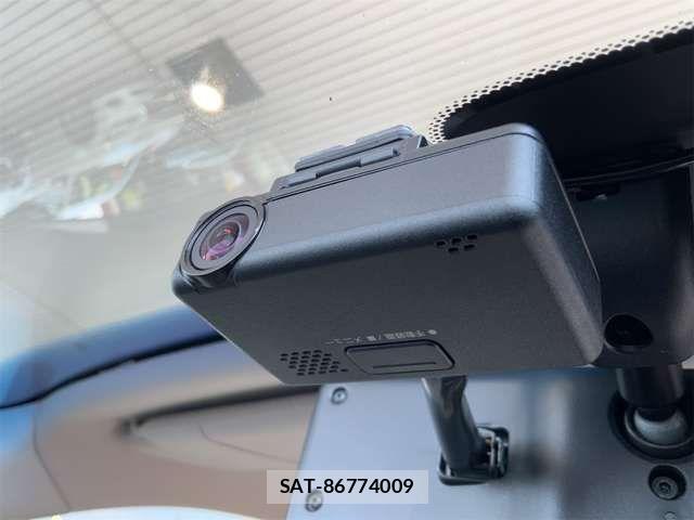 Nissan ELGRAND 2019-09 8685502-2