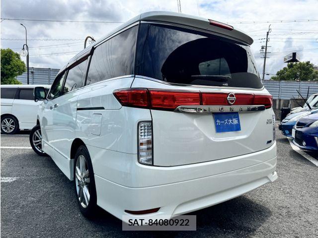 Nissan ELGRAND 2011-09 8685503-2