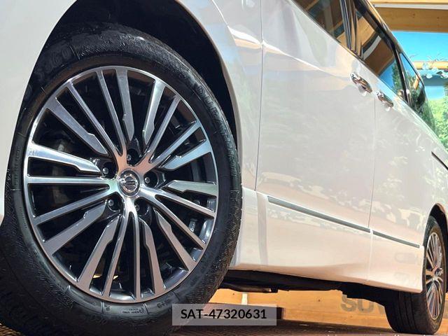 Nissan ELGRAND 2019-09 8741914-14