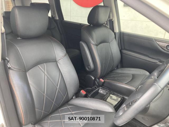 Nissan ELGRAND 2018-04 8741905-21
