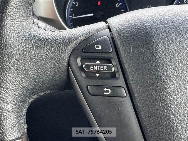 Nissan ELGRAND 2019-10 8741915-26