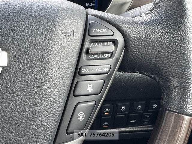Nissan ELGRAND 2019-10 8741915-27