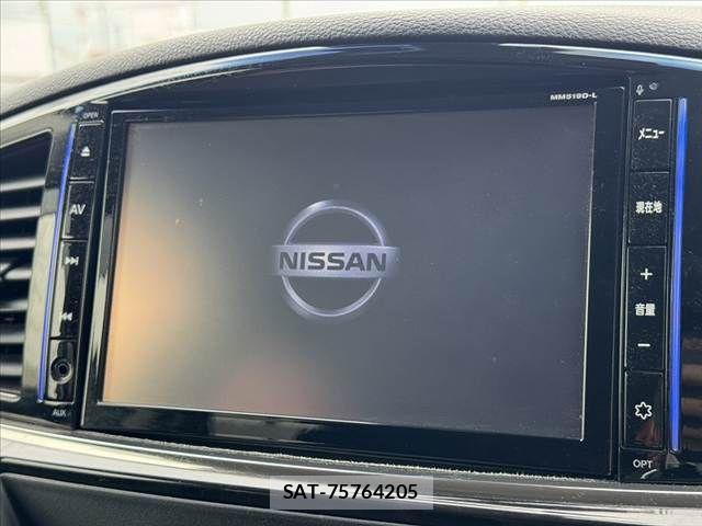 Nissan ELGRAND 2019-10 8741915-2