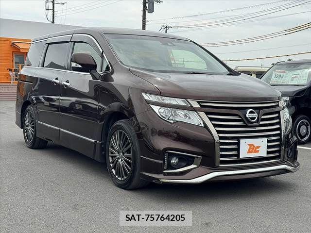 Nissan ELGRAND 2019-10 8741915-7